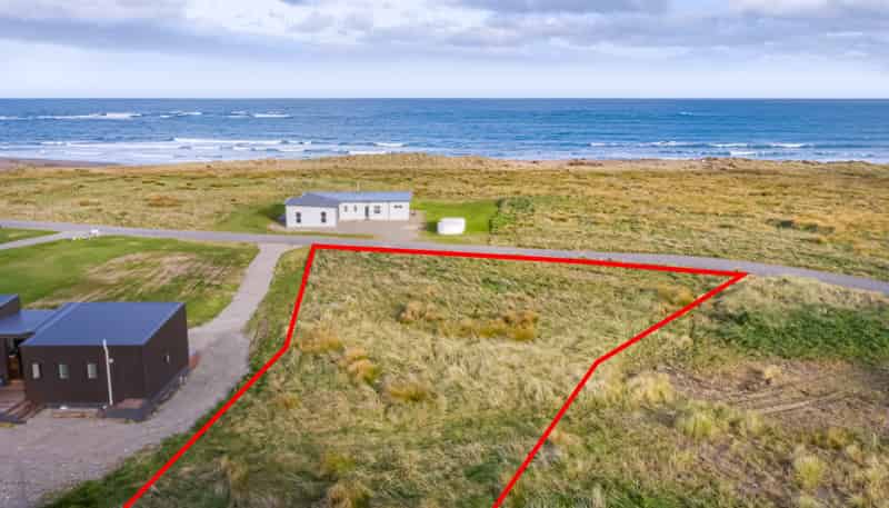 12 Reefview Way, Flat Point
