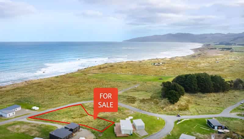 12 Reefview Way, Flat Point