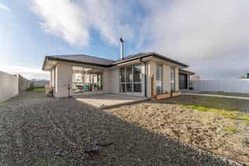 16 Thomas Street, Temuka