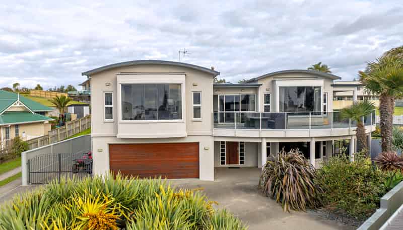 26 Anchorage Grove, Coastlands