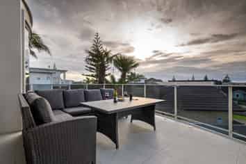 26 Anchorage Grove, Coastlands