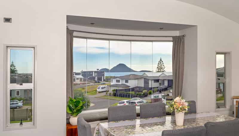 26 Anchorage Grove, Coastlands