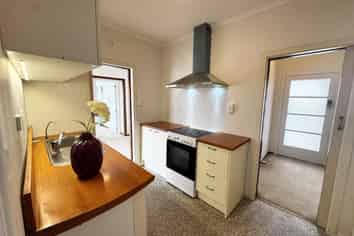 52 Old lake Road, Devonport