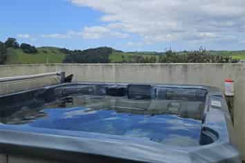 41 Rasmussen Road, Aka Aka