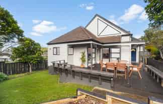 2/184 Norman Lesser Drive, Saint Johns