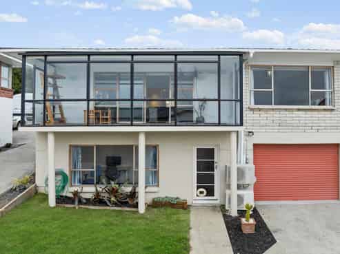 4239A Great North Road, Glendene