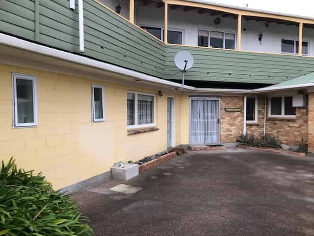 3/57b Joll Road , Havelock North