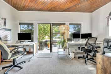 8 Opoia Road, Hamilton East