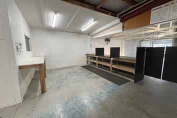 Retail with Workshop in Napier