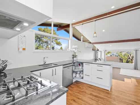 1/41 Matuhi Rise, Henderson