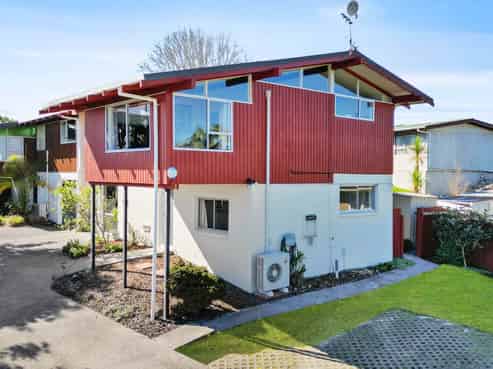 1/41 Matuhi Rise, Henderson