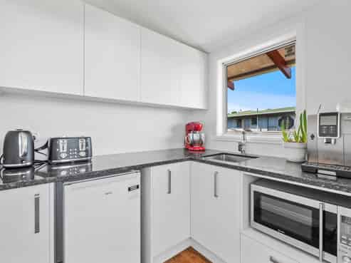 1/41 Matuhi Rise, Henderson