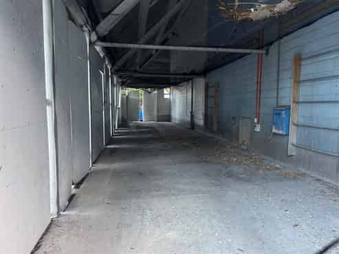 Warehouse and yard in Rongotai