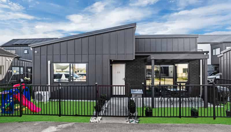 69 Black Beech Crescent, Takanini