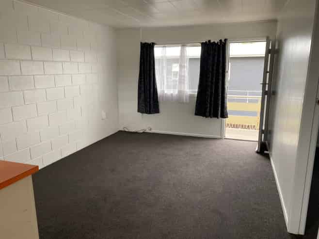 8/69 Firth Street, Hamilton East