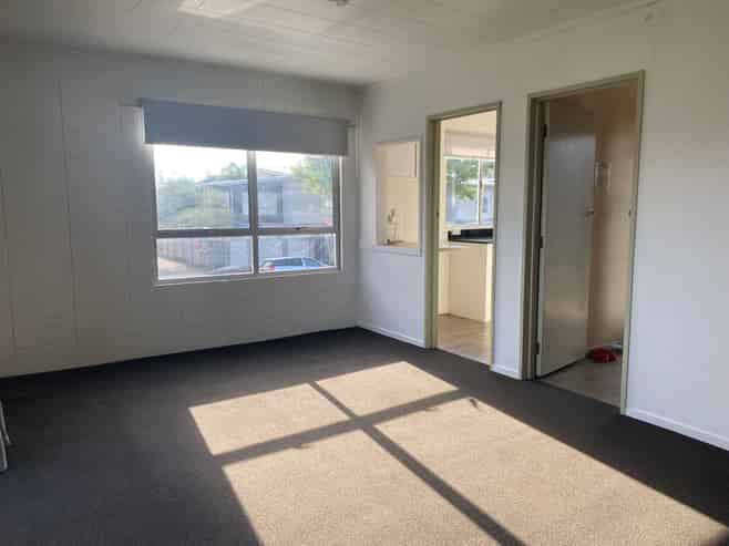 2/21 Edgecumbe Street, Whitiora