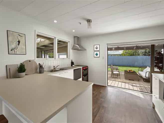 8 Skerrett Crescent, Tamatea