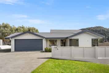 4 Scarborough Lane, Kamo