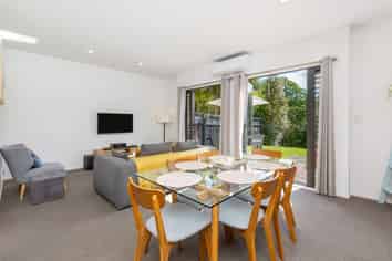 15/11 The Avenue, Albany