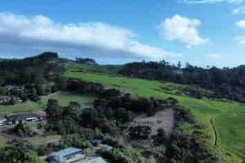 18 Awa Avenue, Helensville