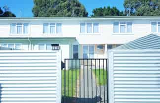 B/483 Yarrow Street , Glengarry