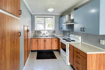 B/483 Yarrow Street , Glengarry