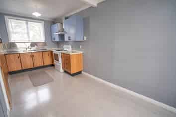 B/483 Yarrow Street , Glengarry
