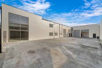 Prime Sydenham Leasing Opportunity