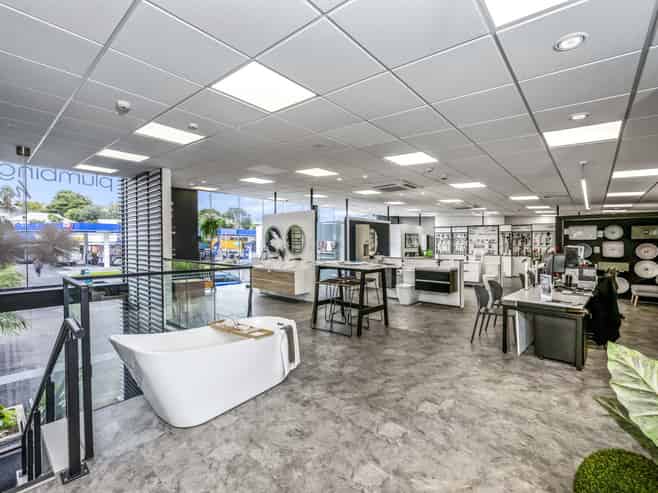 New 10-year lease to Plumbing World