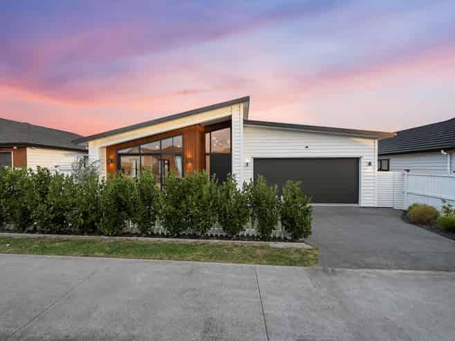 56 Siren Street, Milldale