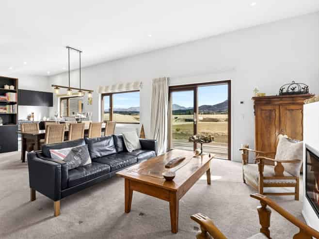 185 Burdon Loop, Lake Hawea