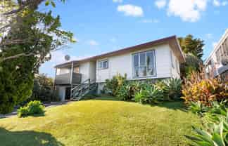 7a The Crescent, Tindalls Beach