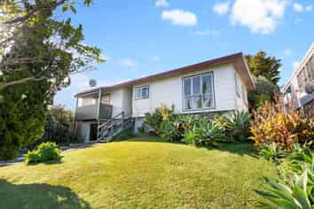7a The Crescent, Tindalls Beach