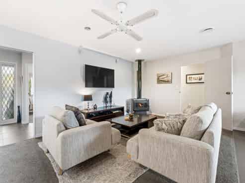 5 Riverside Drive, Point Wells