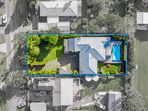 5 Riverside Drive, Point Wells