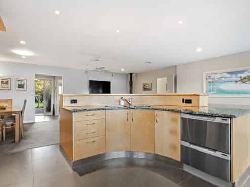 5 Riverside Drive, Point Wells