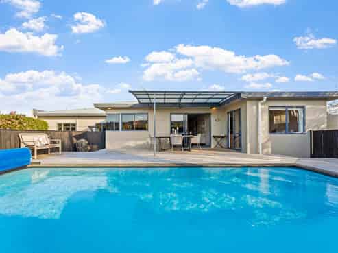 5 Riverside Drive, Point Wells