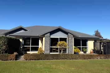 37 Kawatiri Place, Westport