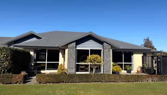 37 Kawatiri Place, Westport