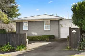 100 Storey Avenue, Forest Lake