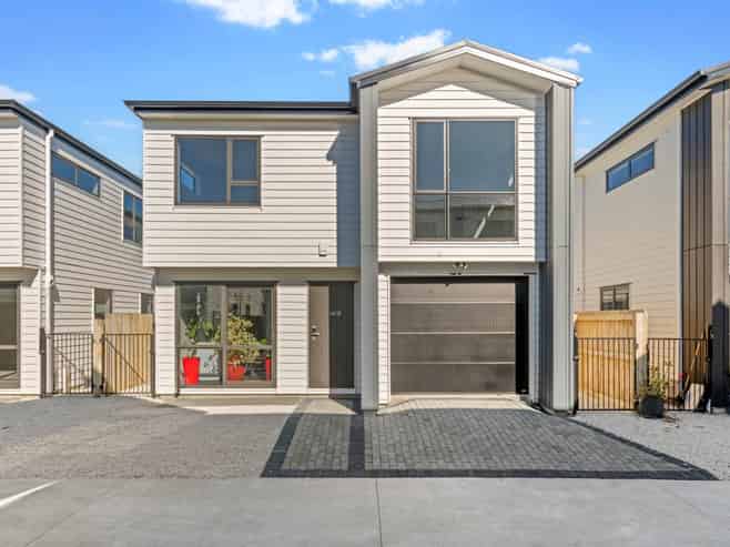 Lot 1-18/11,13,15 Kimpton Road, Papatoetoe