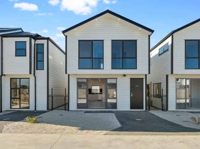 Lot 1-18/11,13,15 Kimpton Road, Papatoetoe