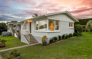 1/14 Westwell Road, Belmont