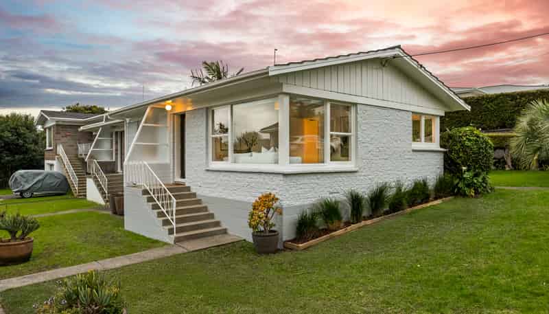 1/14 Westwell Road, Belmont