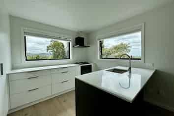 12 Laingfield Terrace, Laingholm