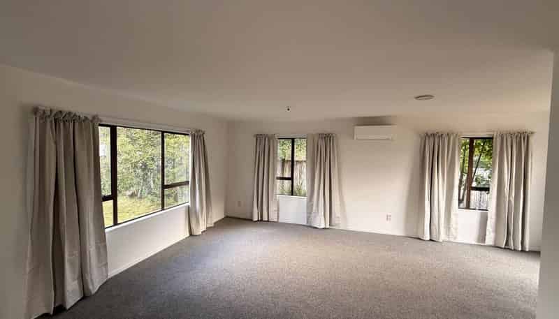 182 Luckens Road, West Harbour
