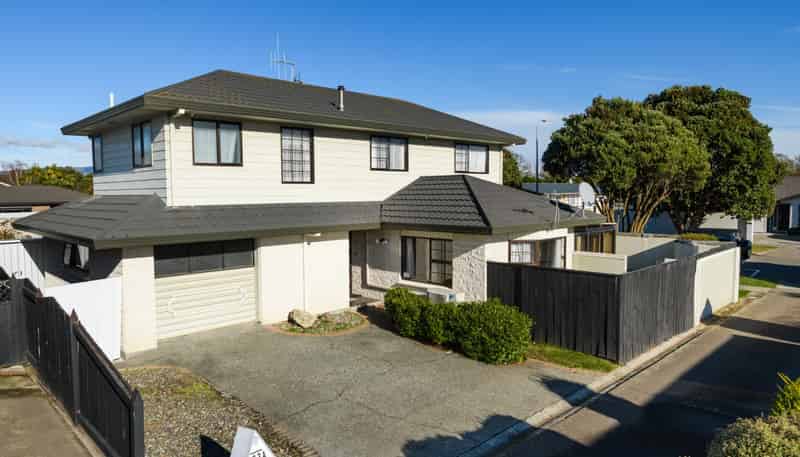 103A Linton Street, West End