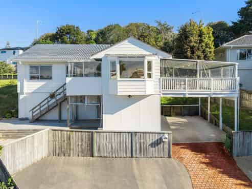 57 Manuka Road, Bayview