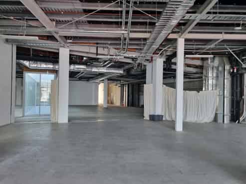 Large Contiguous Office Floors – 100% NBS