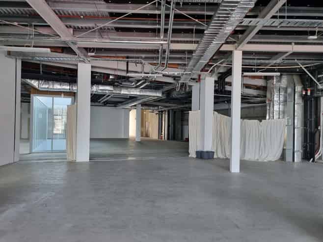 Large Contiguous Office Floors – 100% NBS